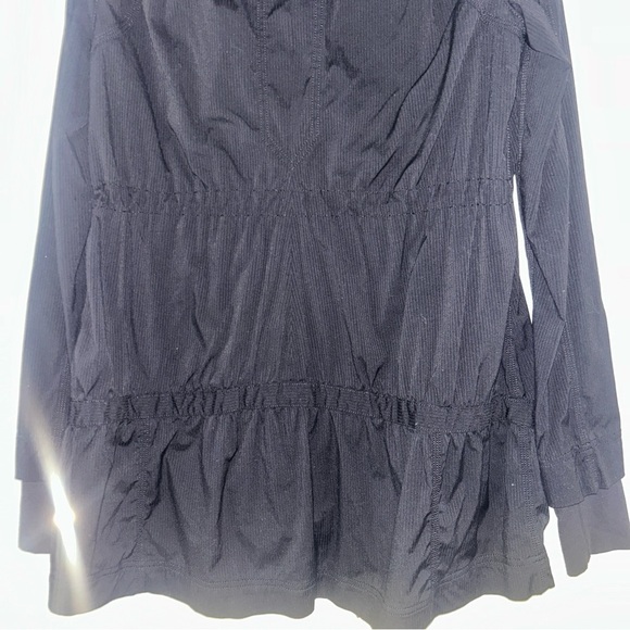 Lululemon Apres Practice Anorak Grey Sz 6 - Picture 9 of 15